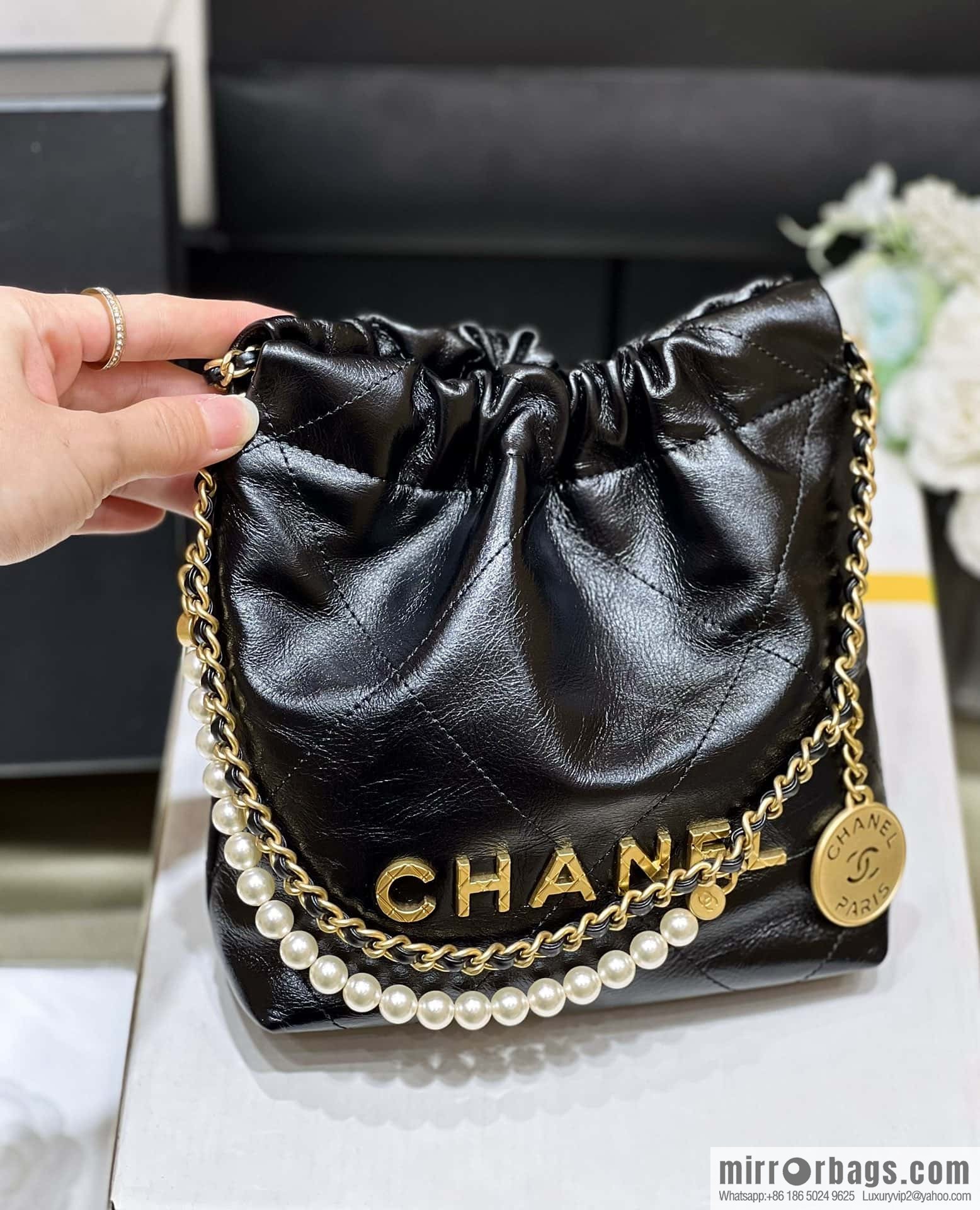 CHANEL 23S spring and summer series mini pearl 22 bags AS3980 black