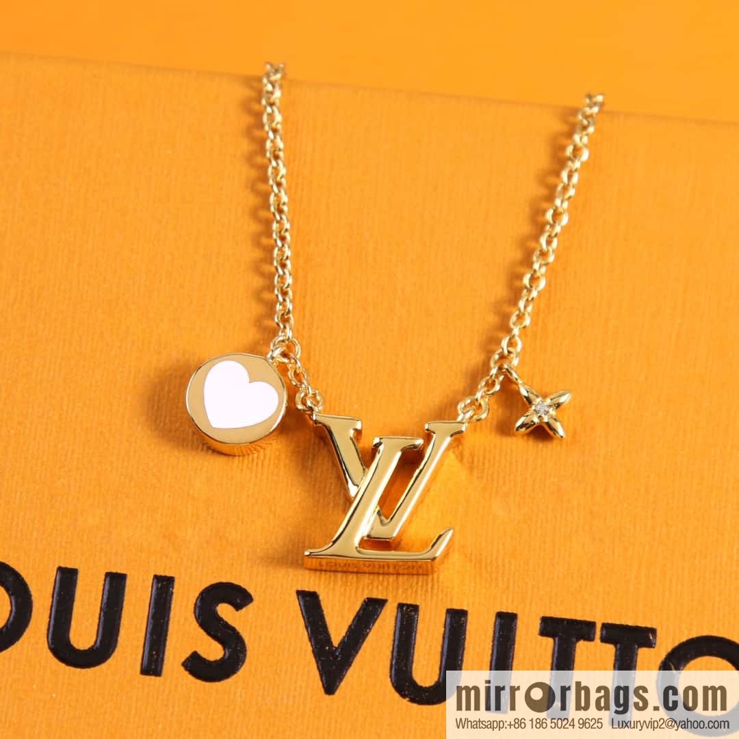 Louis Vuitton Louis Vuitton Qixi Festival limited LV pink peach heart love necklace, bracelet