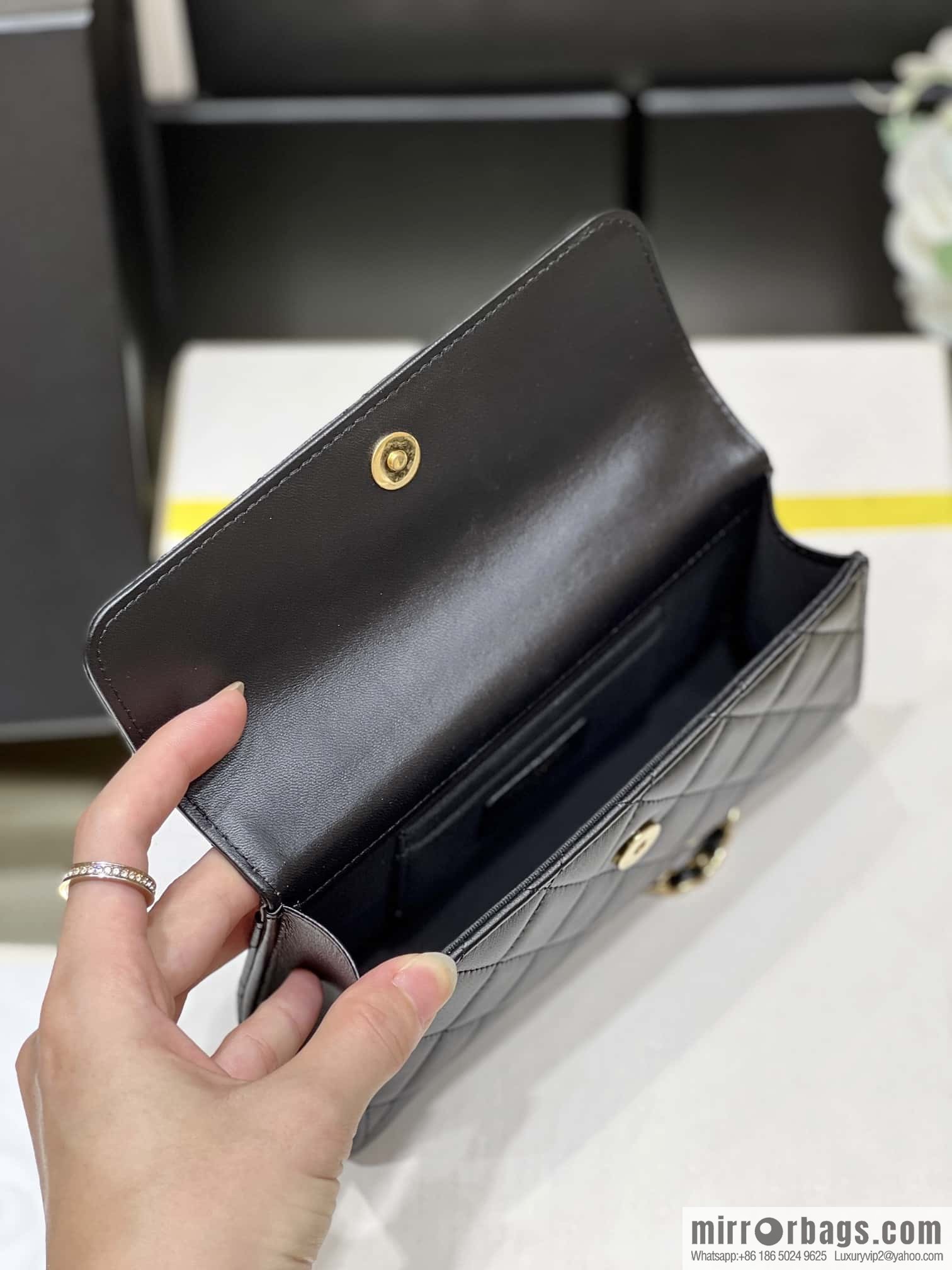 CHANEL 23B autumn and winter trailer series, diamond handle Kelly bag AP3512