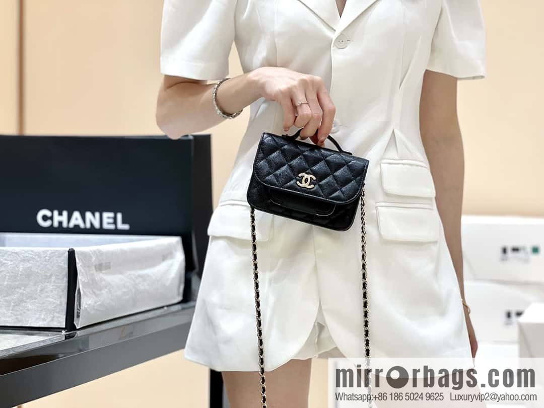 CHANEL 22b autumn and winter new trailer series mini mailman parcel AP2914