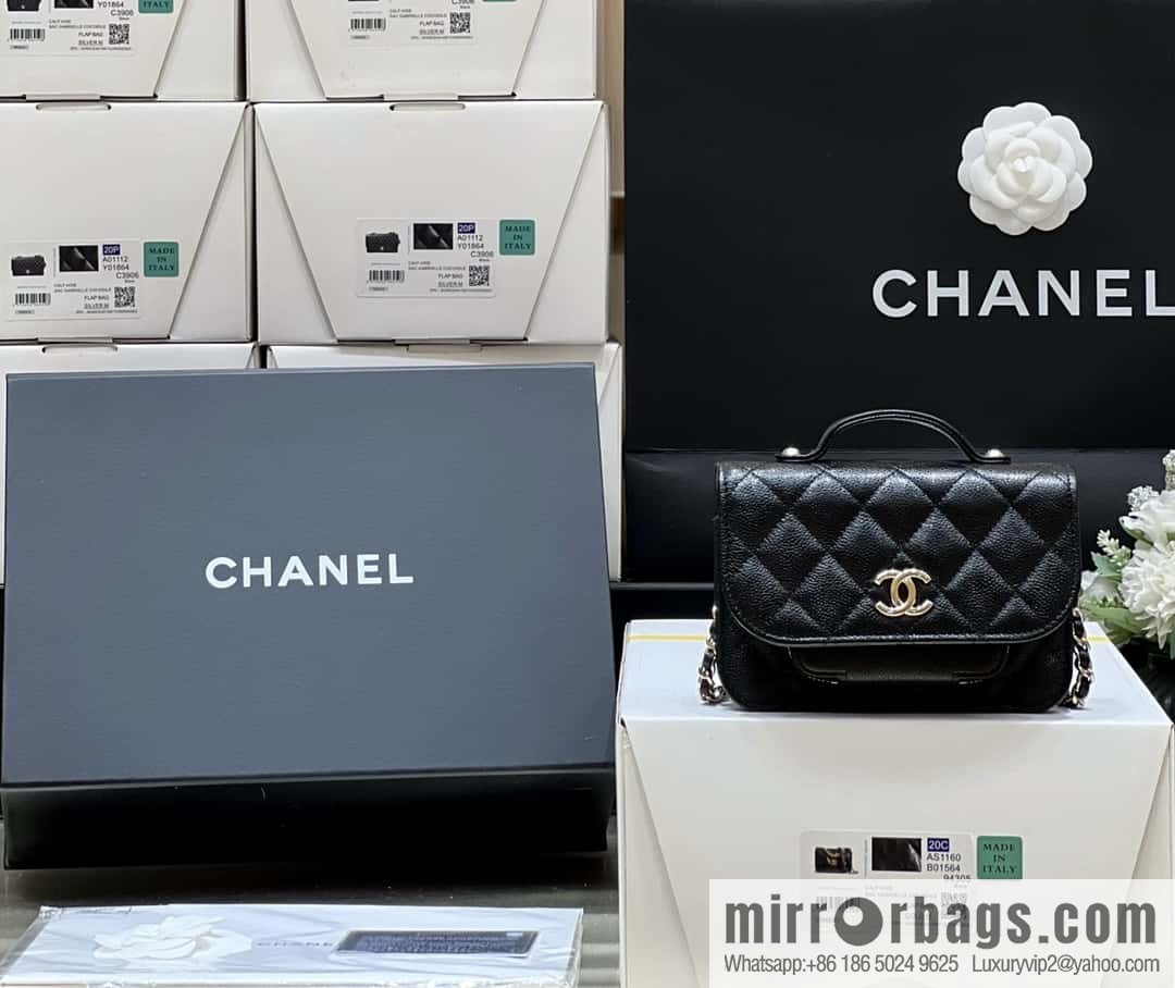 CHANEL 22b autumn and winter new trailer series mini mailman parcel AP2914
