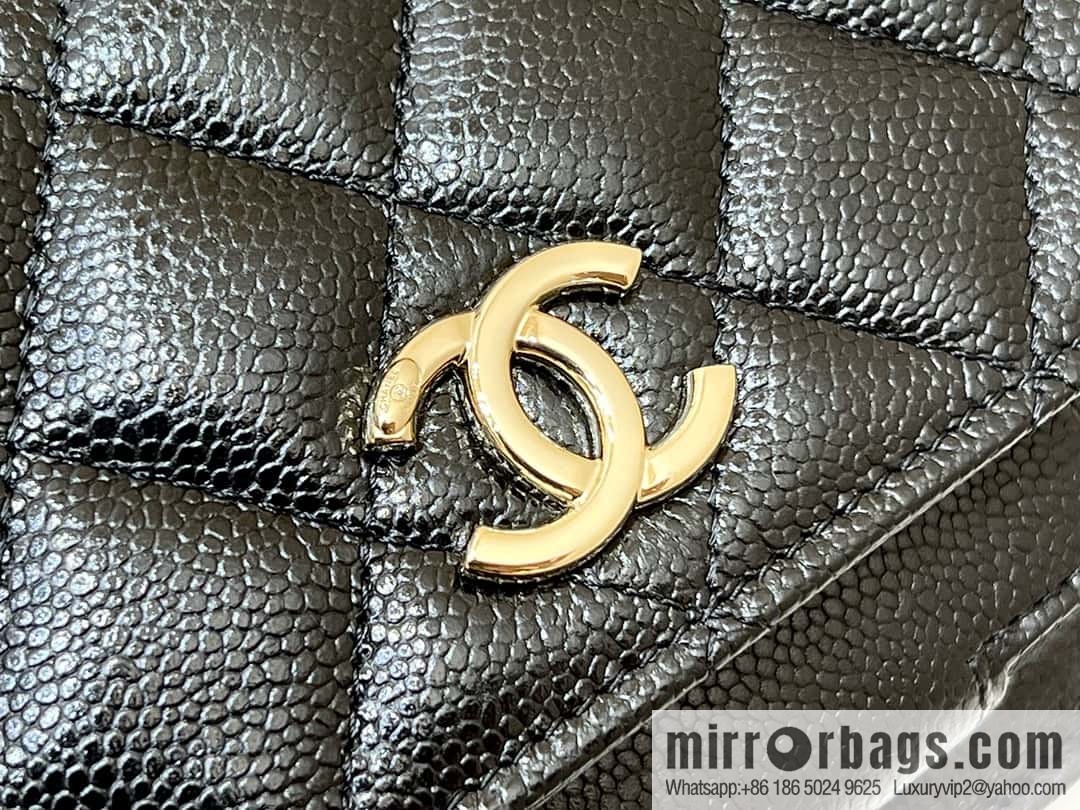 CHANEL 22b autumn and winter new trailer series mini mailman parcel AP2914