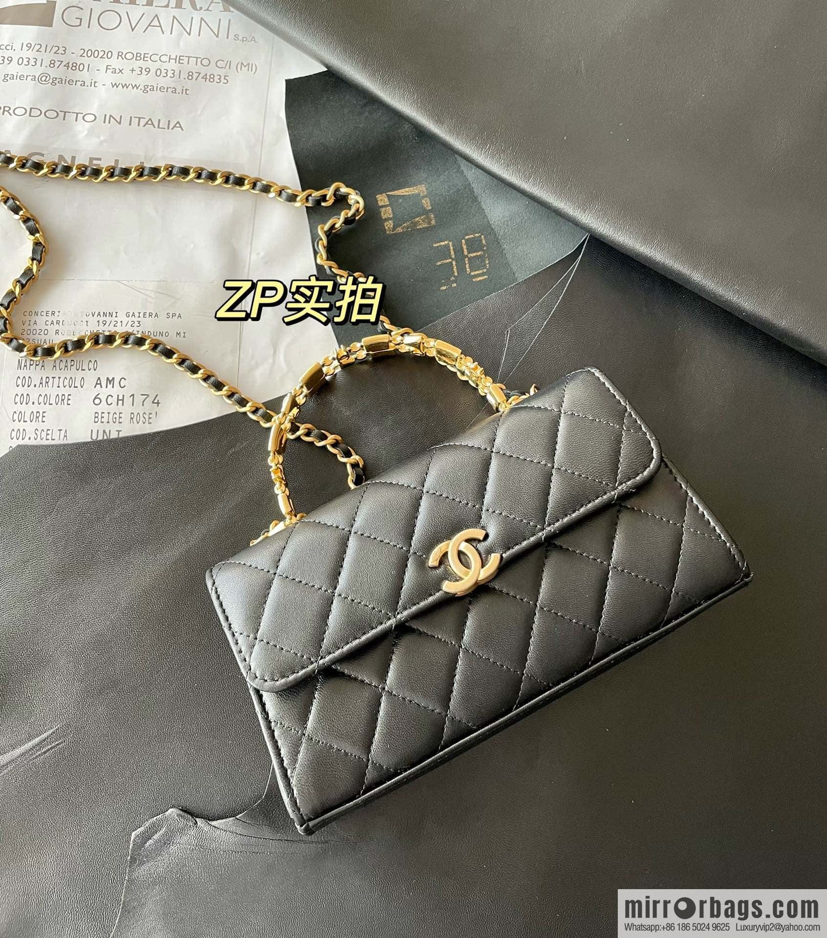 CHANEL 22b autumn and winter new trailer series Kelly enamel handle bag AP2946