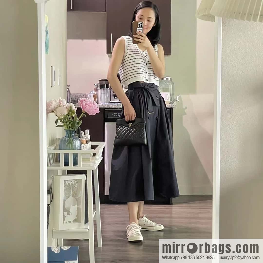 CHANEL 23A Superior Handicraft Series 31bag mini AS4133