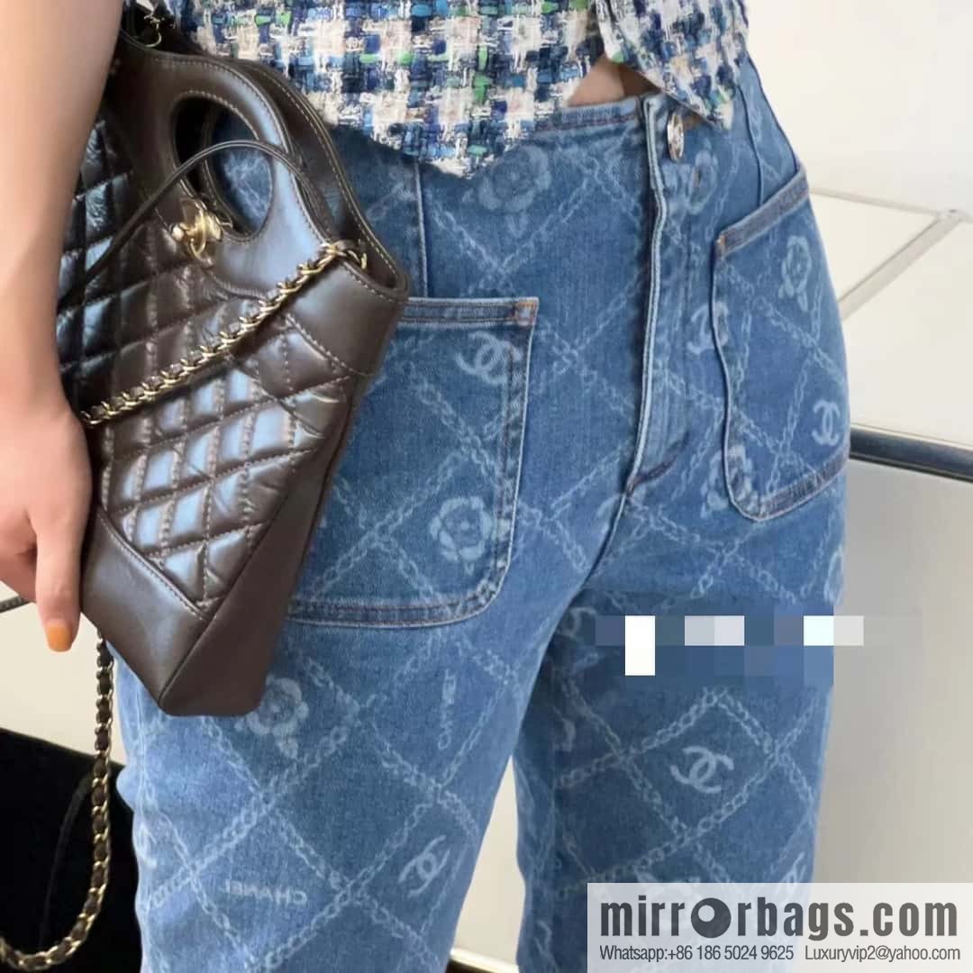 CHANEL 23A Superior Handicraft Series 31bag mini AS4133
