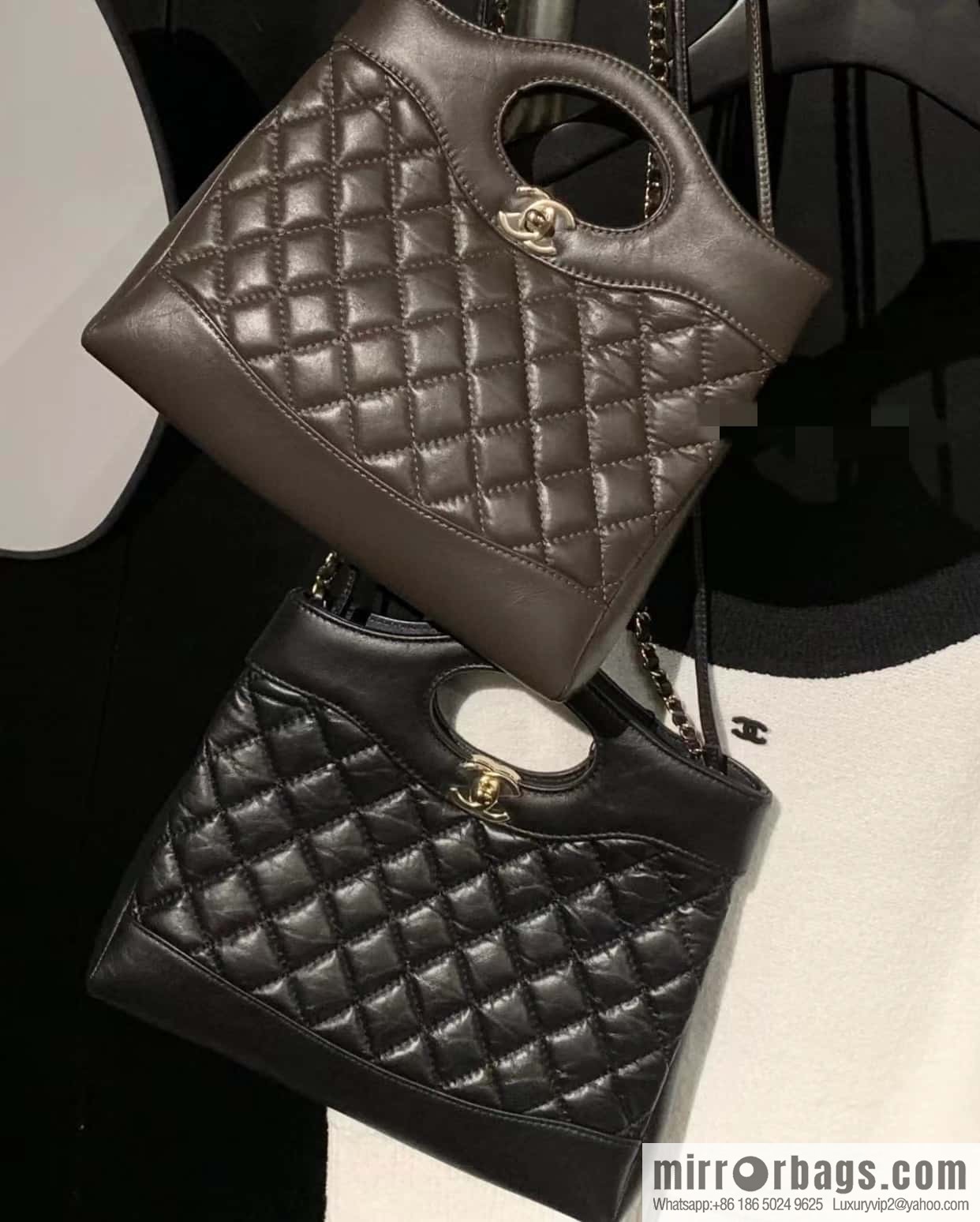 CHANEL 23A Superior Handicraft Series 31bag mini AS4133