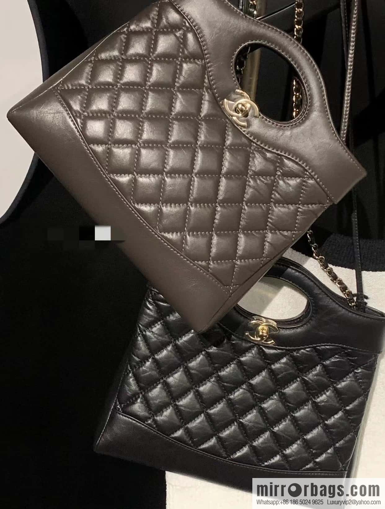 CHANEL 23A Superior Handicraft Series 31bag mini AS4133