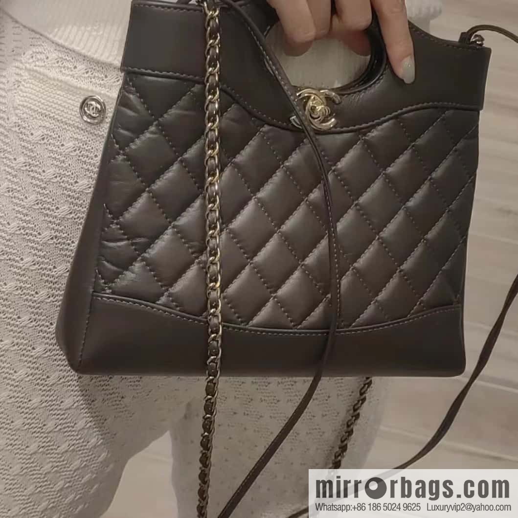 CHANEL 23A Superior Handicraft Series 31bag mini AS4133