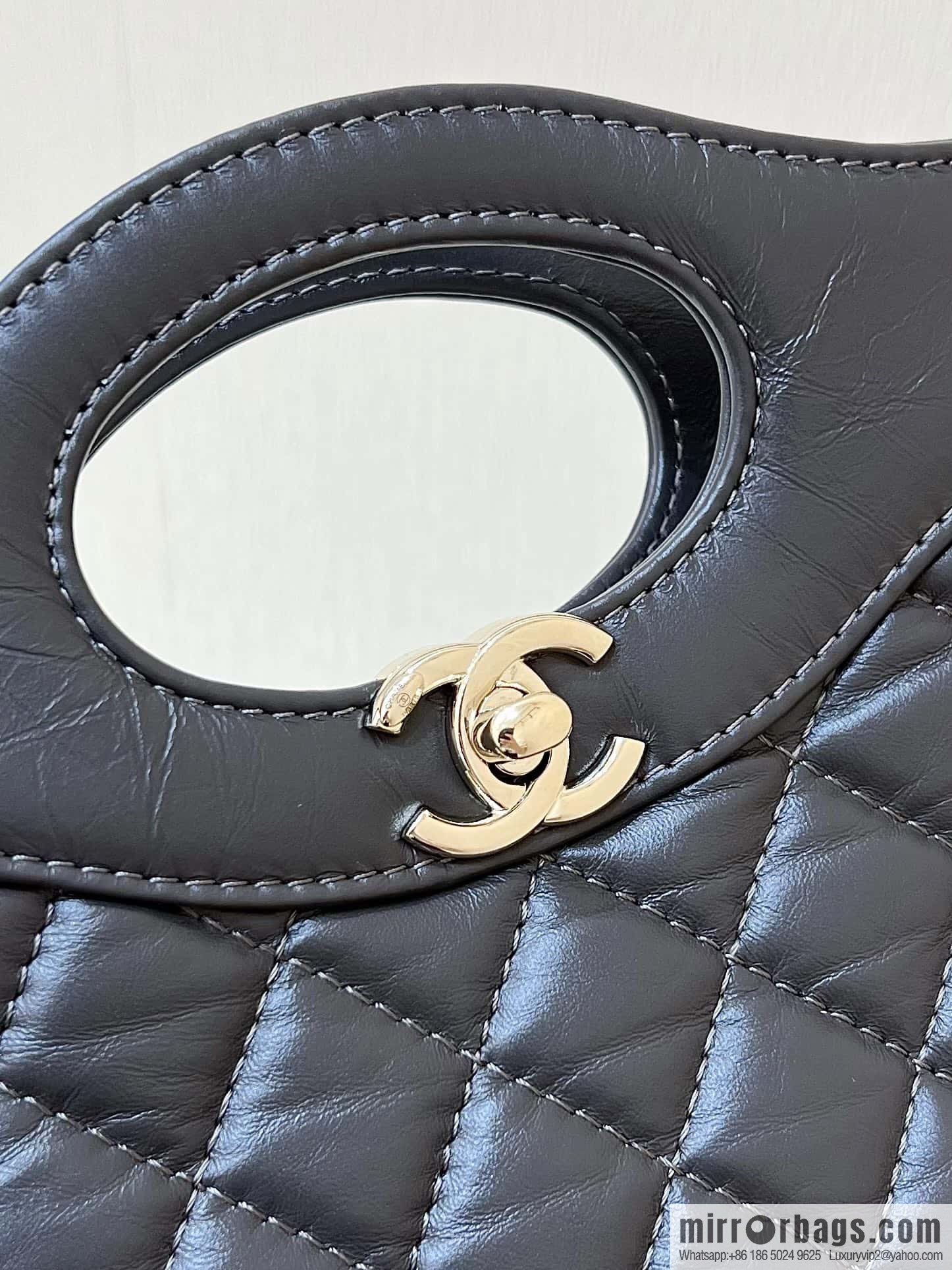 CHANEL 23A Superior Handicraft Series 31bag mini AS4133