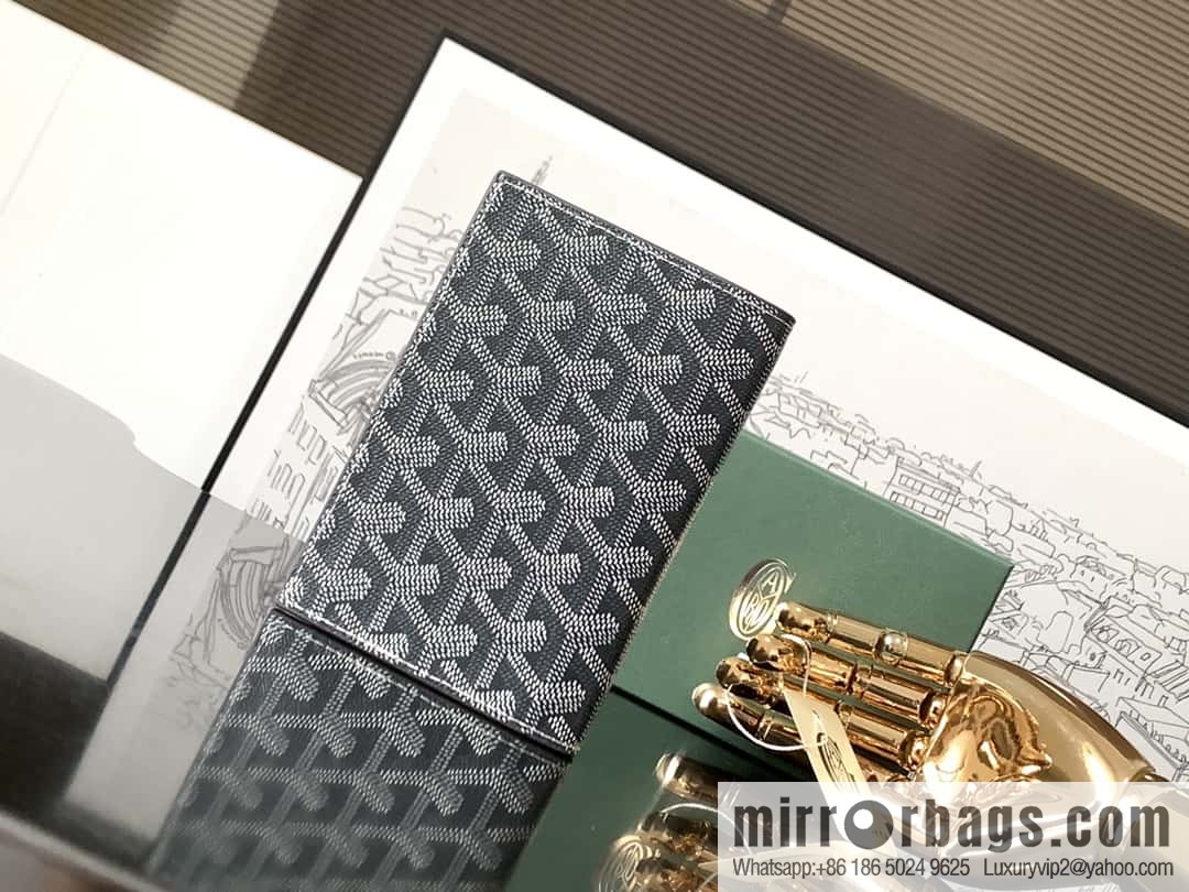 Goyard Grenelle passport holder 7706