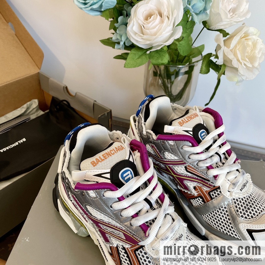 𝐁𝐚𝐥𝐞𝐧𝐜𝐢𝐚𝐠𝐚 𝐑𝐮𝐧𝐧𝐞𝐫| seven generations. Vintage do old dad sneakers