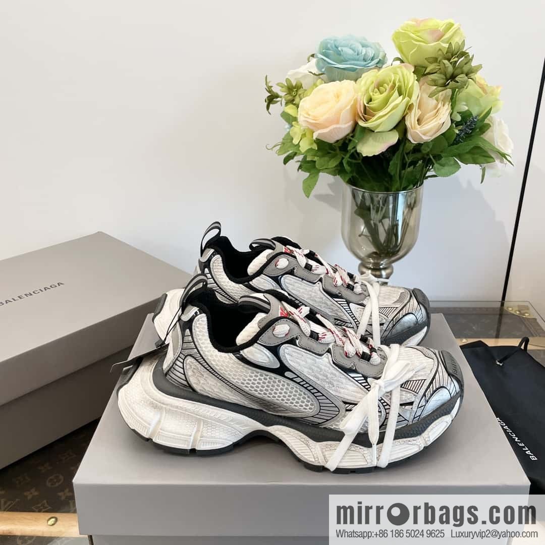 ๐๐๐ฅ๐๐ง๐๐ข๐๐ ๐โข 3 ๐๐|||๐๐๐๐ new Vintage old sports dad shoes