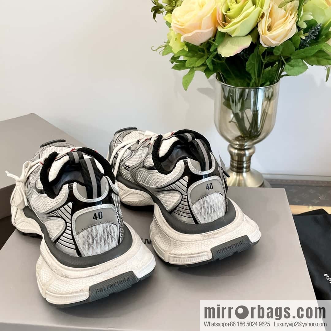 ๐๐๐ฅ๐๐ง๐๐ข๐๐ ๐โข 3 ๐๐|||๐๐๐๐ new Vintage old sports dad shoes