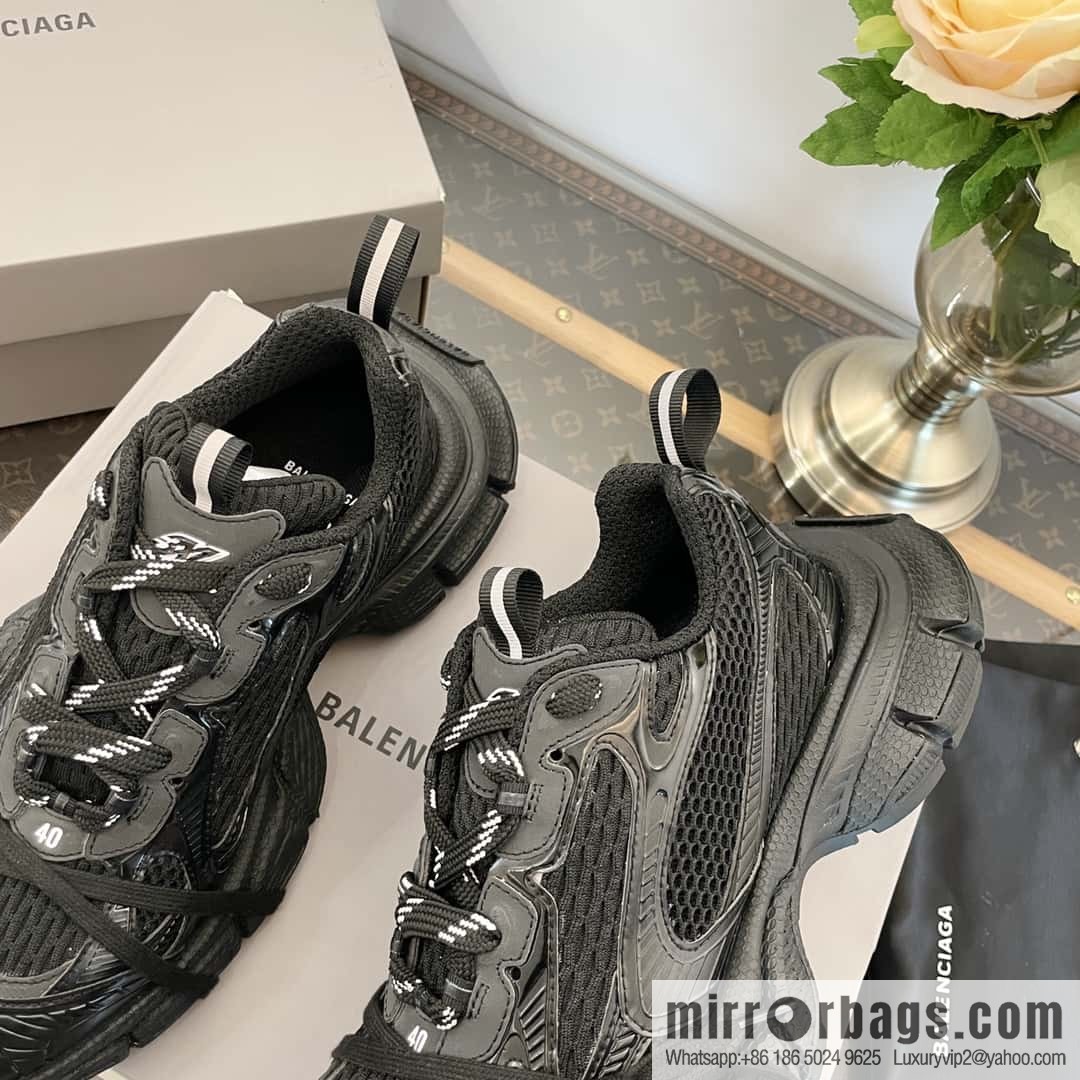 ๐๐๐ฅ๐๐ง๐๐ข๐๐ ๐โข 3 ๐๐|||๐๐๐๐ new Vintage old sports dad shoes