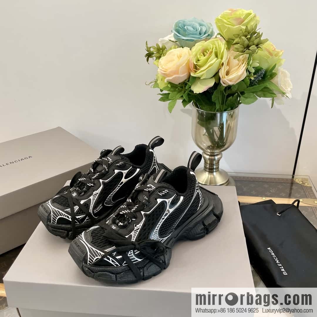 ๐๐๐ฅ๐๐ง๐๐ข๐๐ ๐โข 3 ๐๐|||๐๐๐๐ new Vintage old sports dad shoes