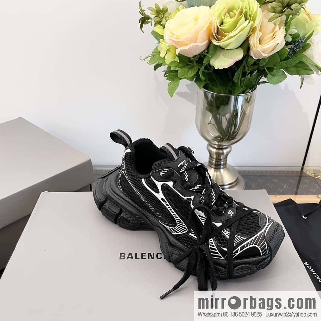 ๐๐๐ฅ๐๐ง๐๐ข๐๐ ๐โข 3 ๐๐|||๐๐๐๐ new Vintage old sports dad shoes