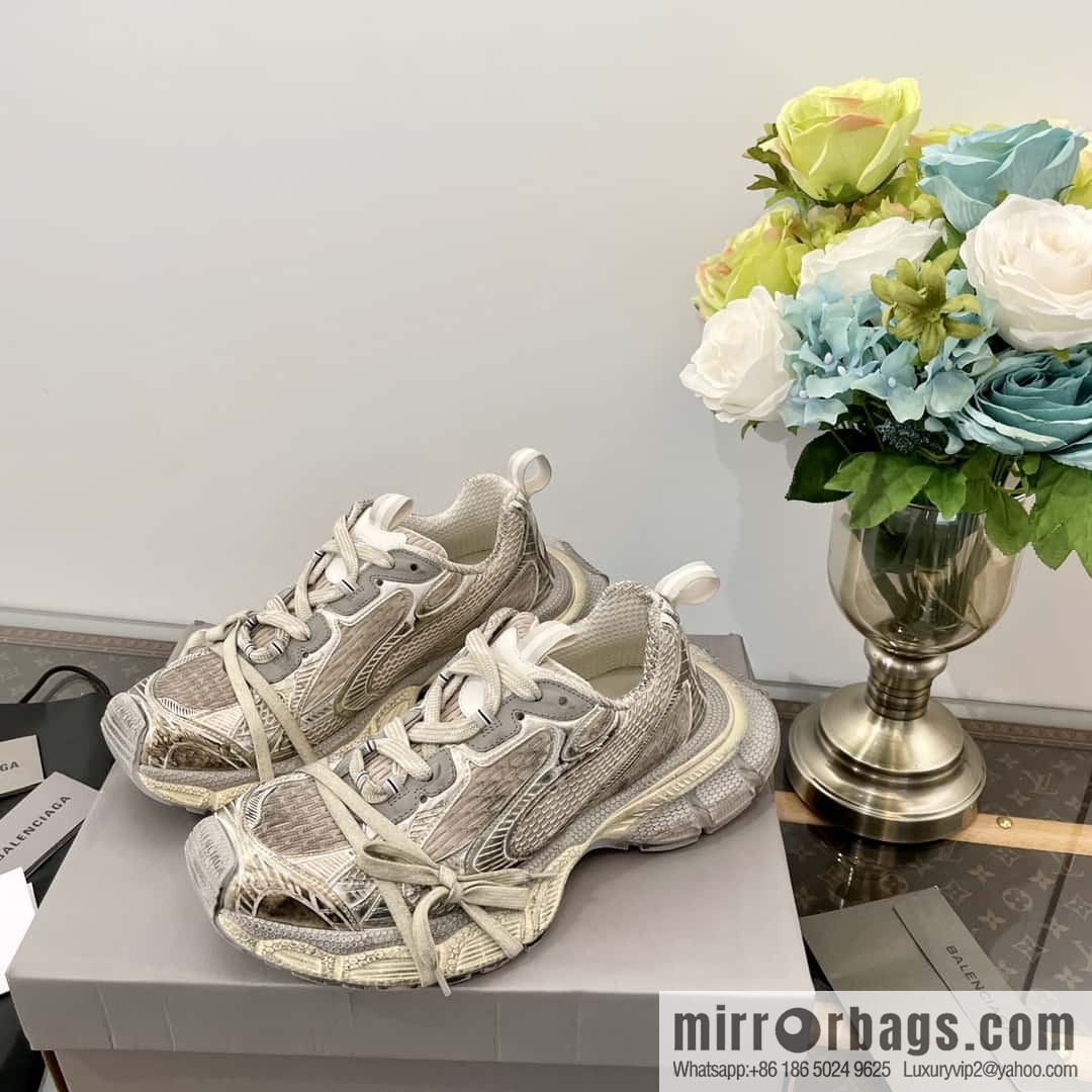 ๐๐๐ฅ๐๐ง๐๐ข๐๐ ๐โข 3 ๐๐|||๐๐๐๐ new Vintage old sports dad shoes