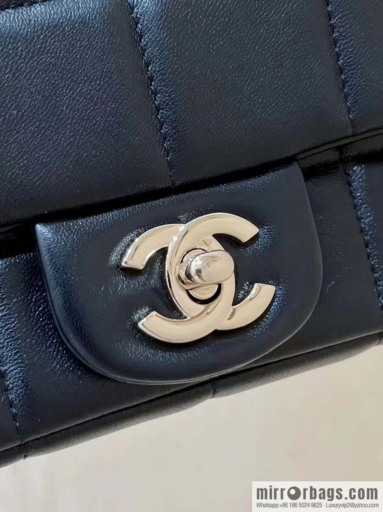CHANEL 23C dice chain strap fat AS3744 black