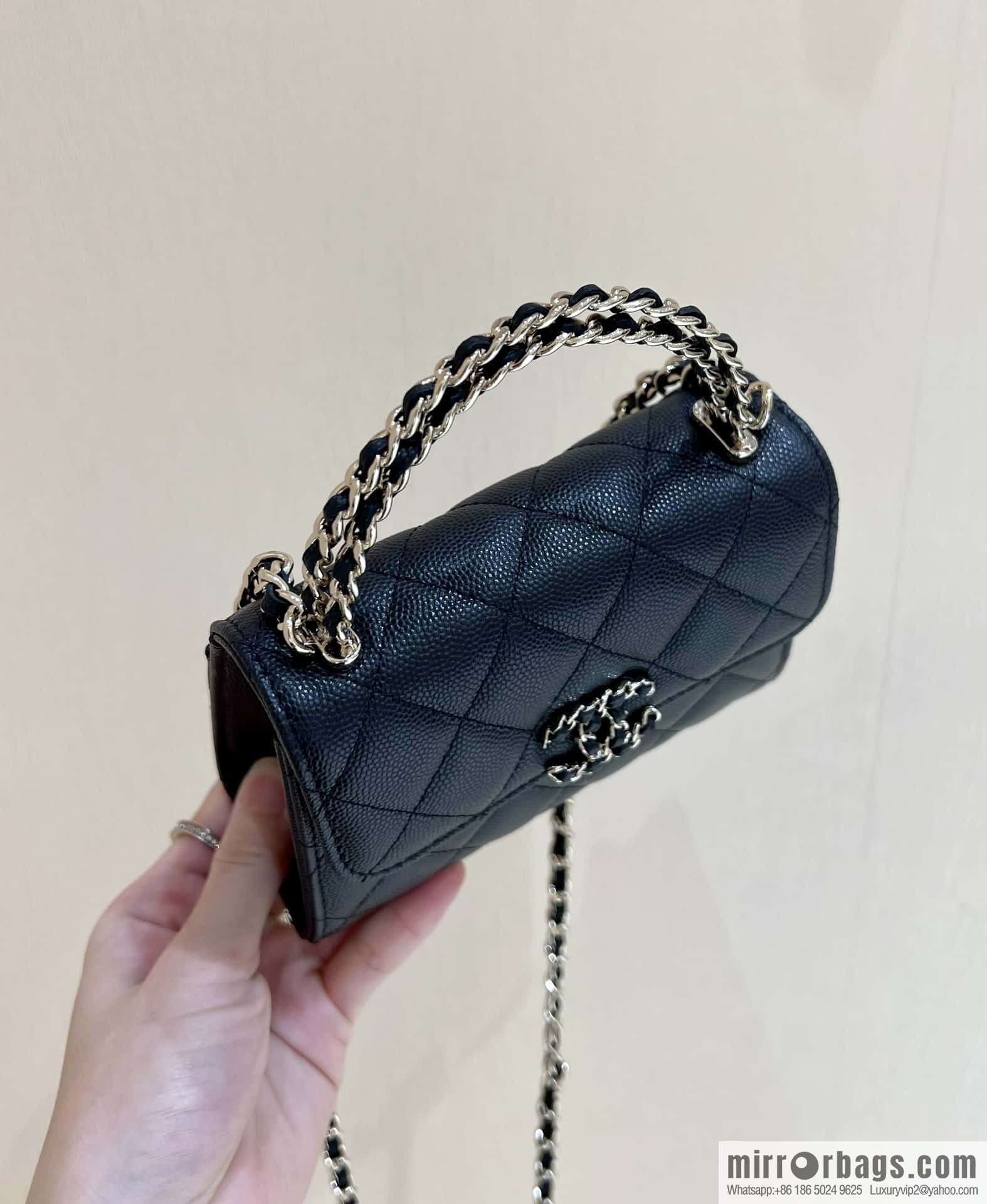 CHANEL 23P spring and summer trailer series Kelly leather handle bag AP3237 black