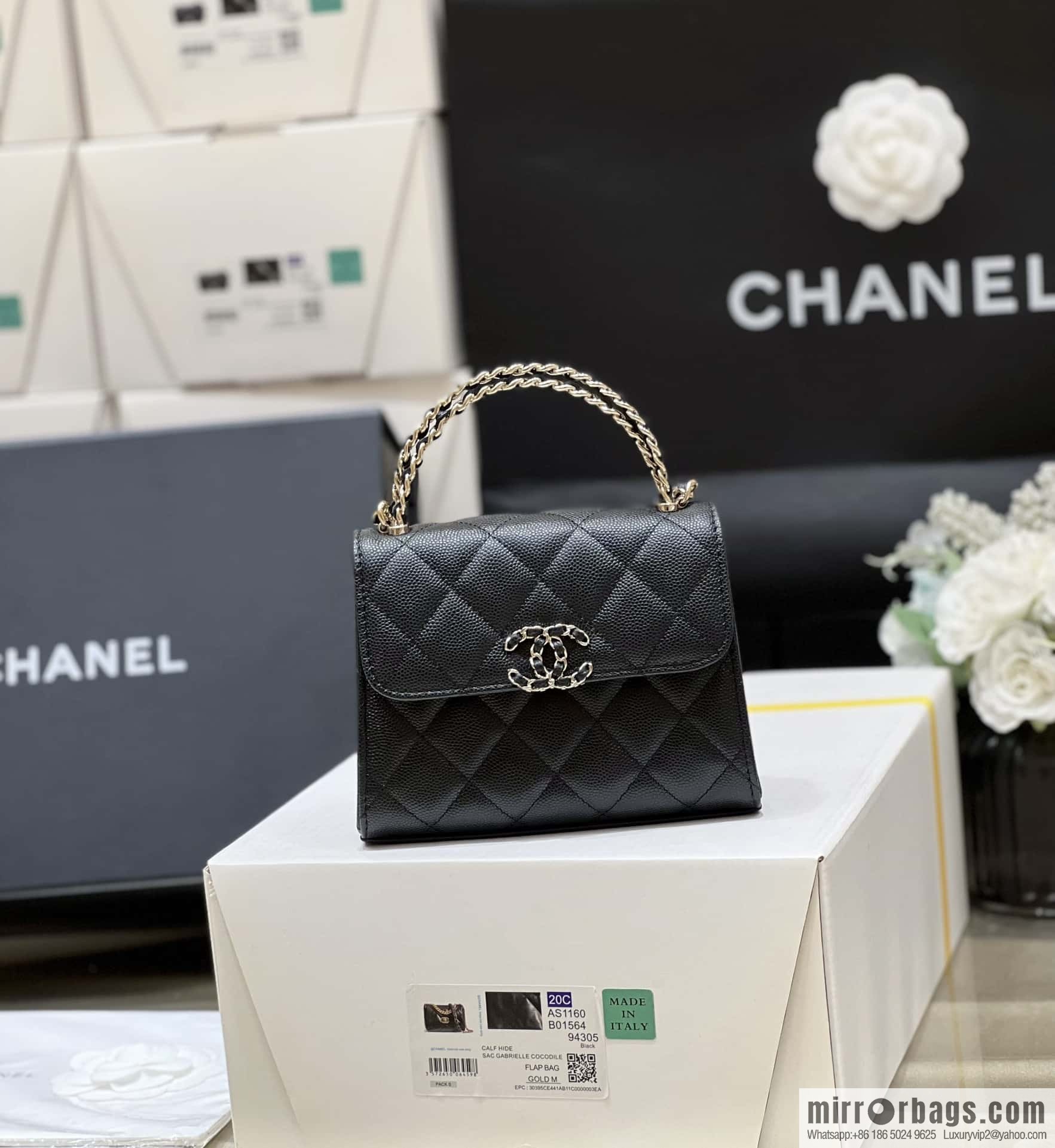 CHANEL 23P spring and summer trailer series Kelly leather handle bag AP3237 black