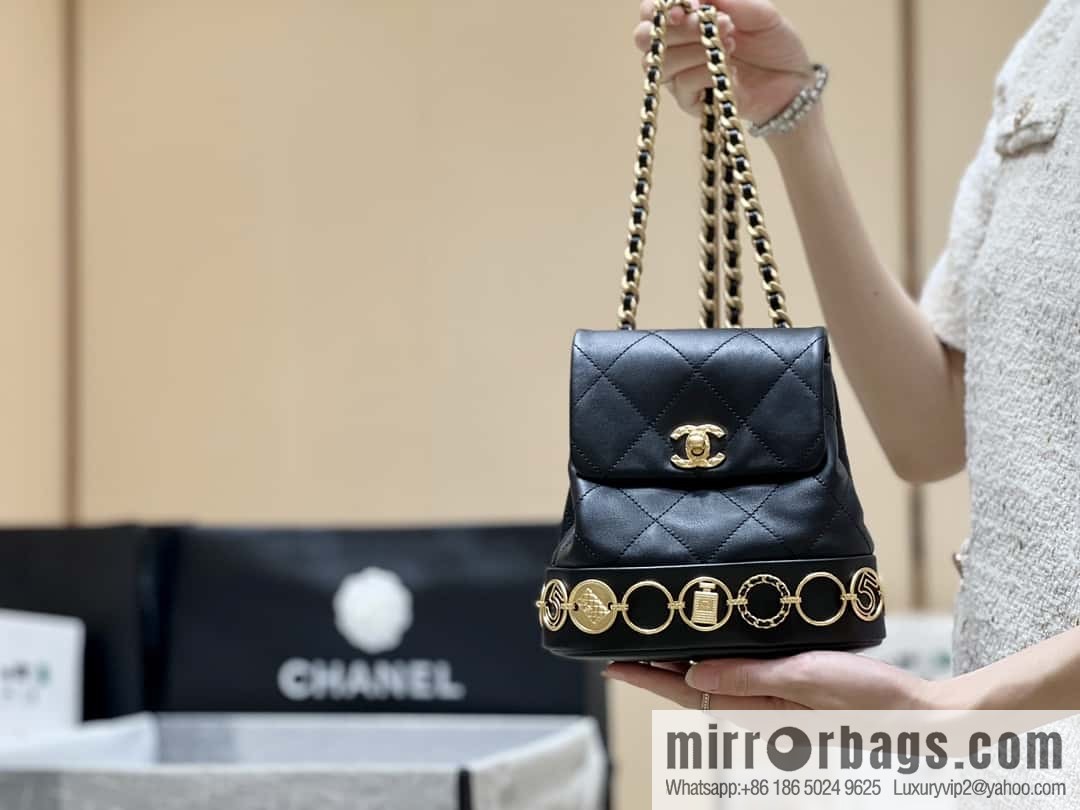CHANEL 23B autumn and winter trailer series, badge double backpack AS4275