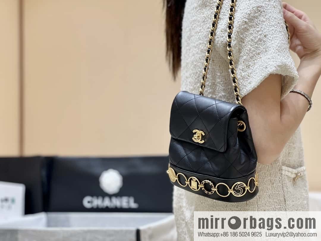 CHANEL 23B autumn and winter trailer series, badge double backpack AS4275