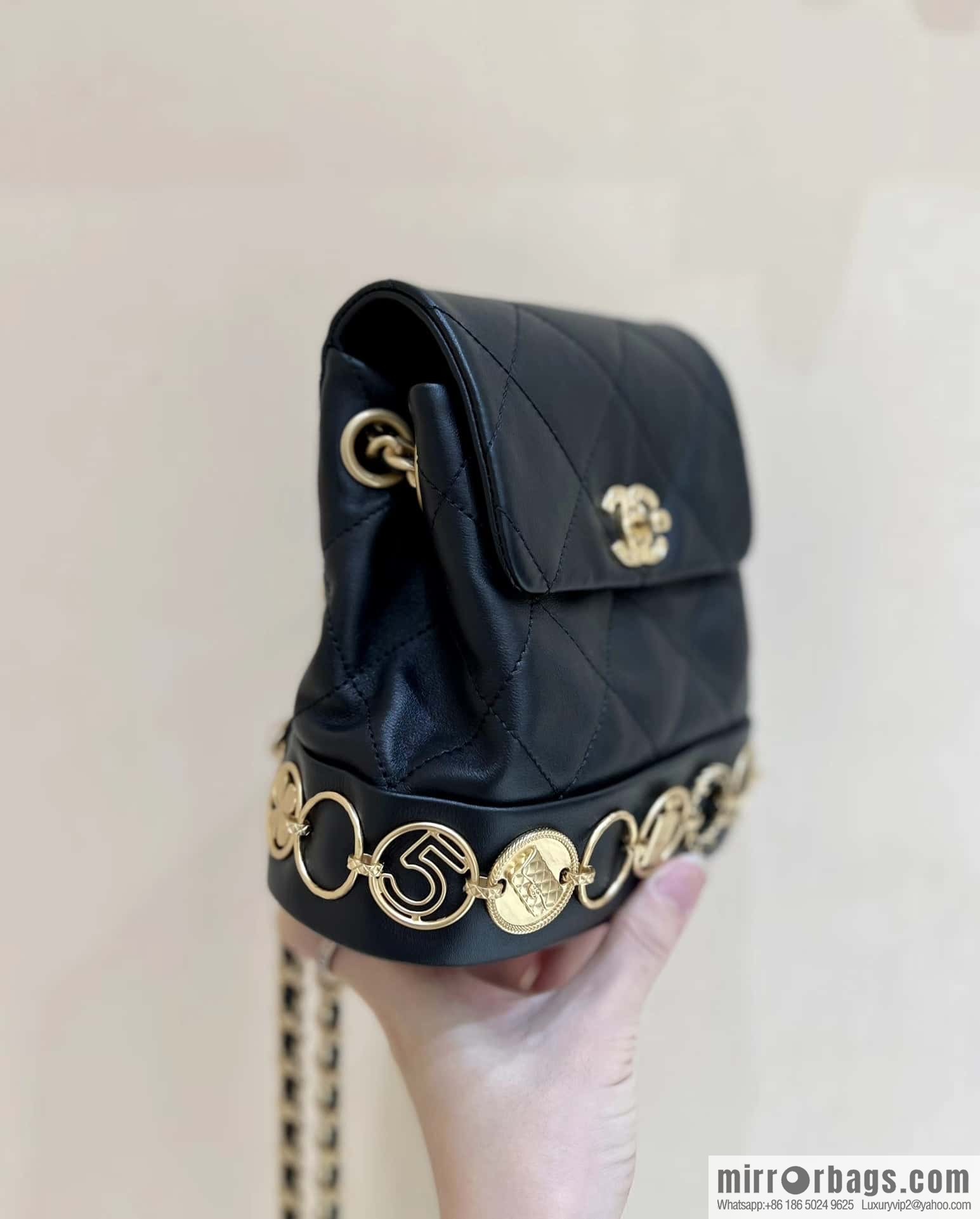CHANEL 23B autumn and winter trailer series, badge double backpack AS4275