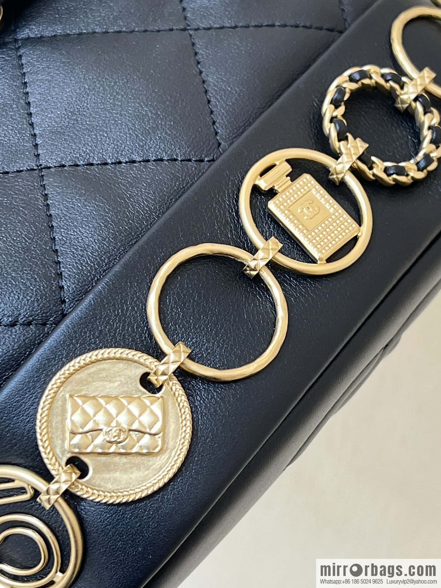 CHANEL 23B autumn and winter trailer series, badge double backpack AS4275