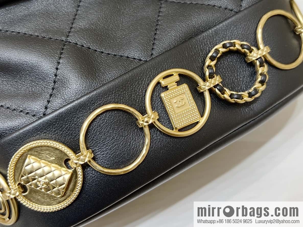 CHANEL 23B autumn and winter trailer series, badge double backpack AS4275
