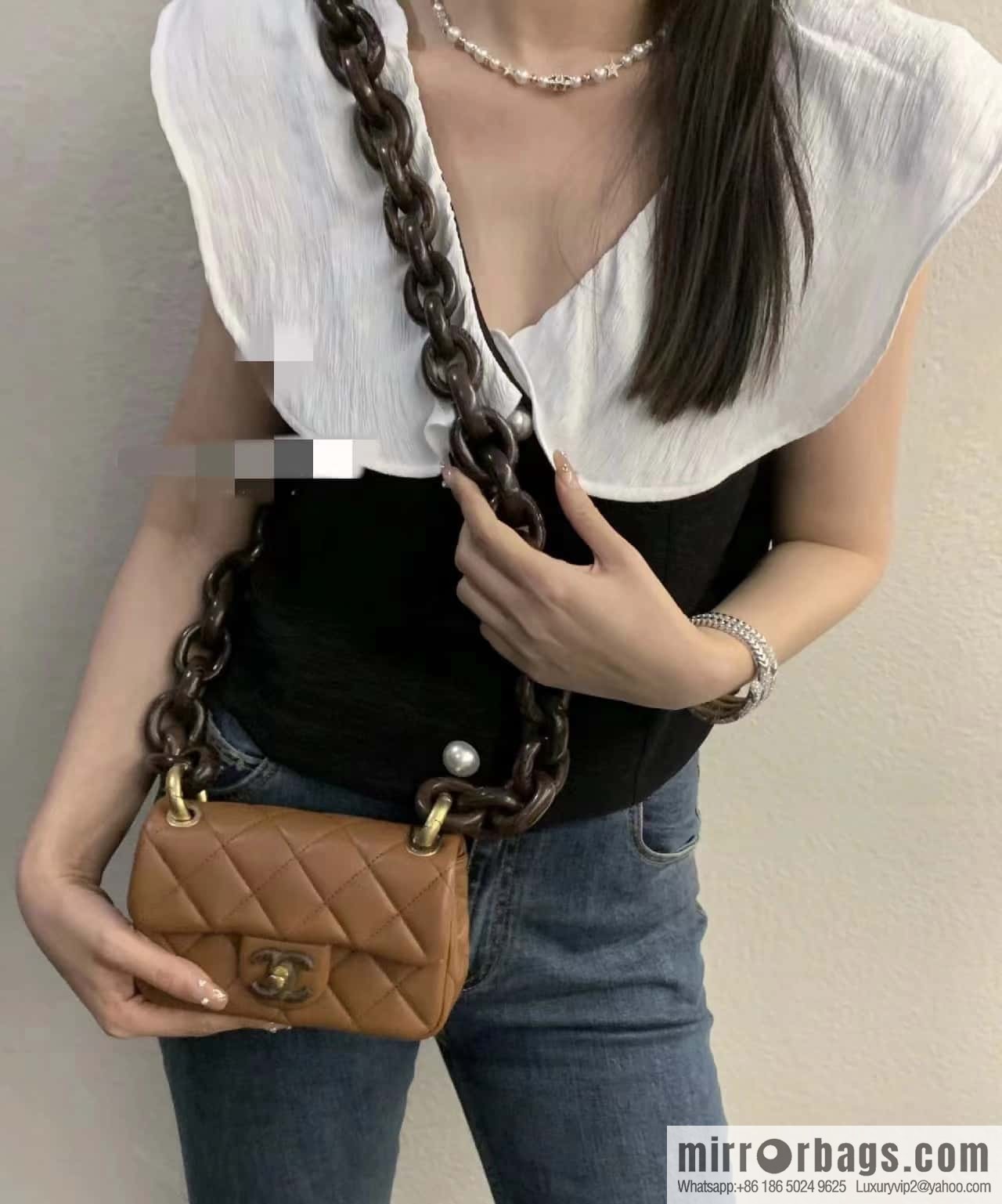 CHANEL 23A Premium Handicraft Series, Dakar mahogany cf mini bag AS4165