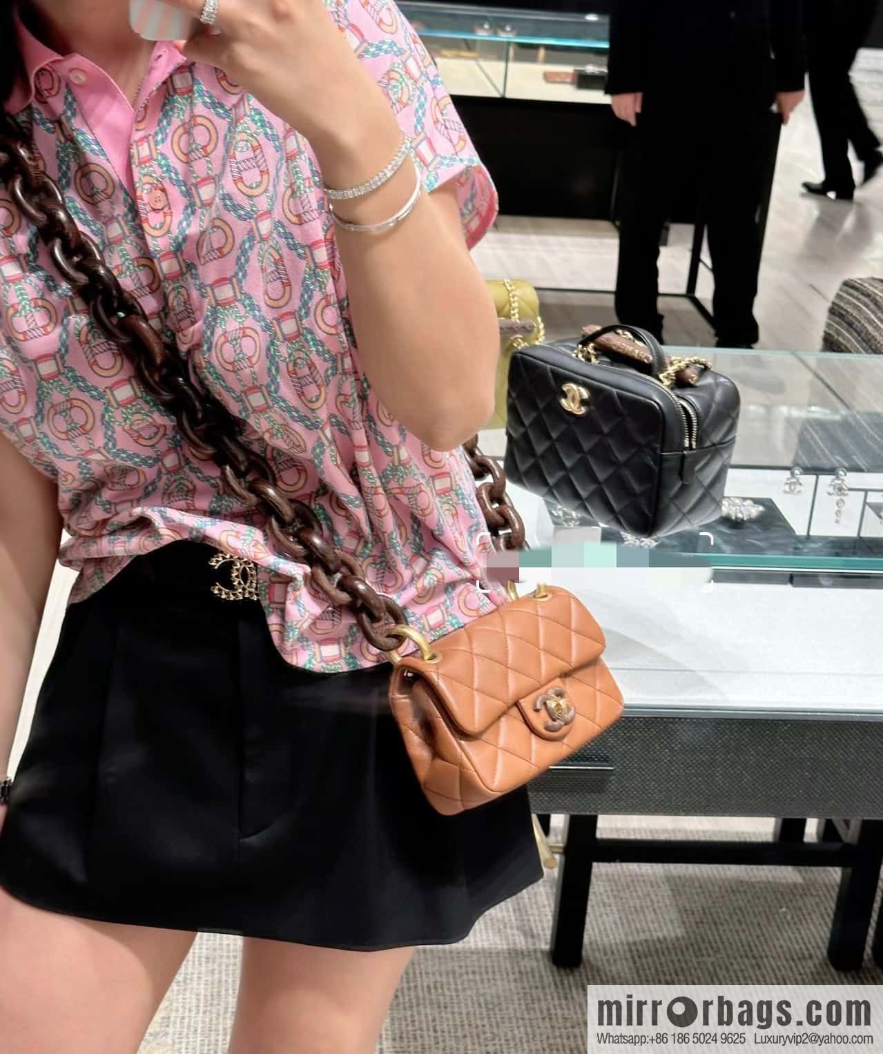 CHANEL 23A Premium Handicraft Series, Dakar mahogany cf mini bag AS4165
