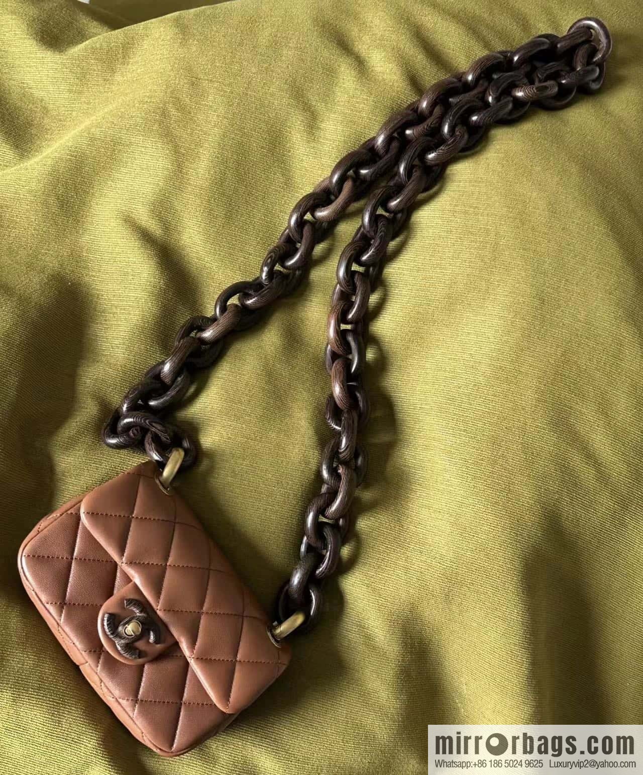 CHANEL 23A Premium Handicraft Series, Dakar mahogany cf mini bag AS4165