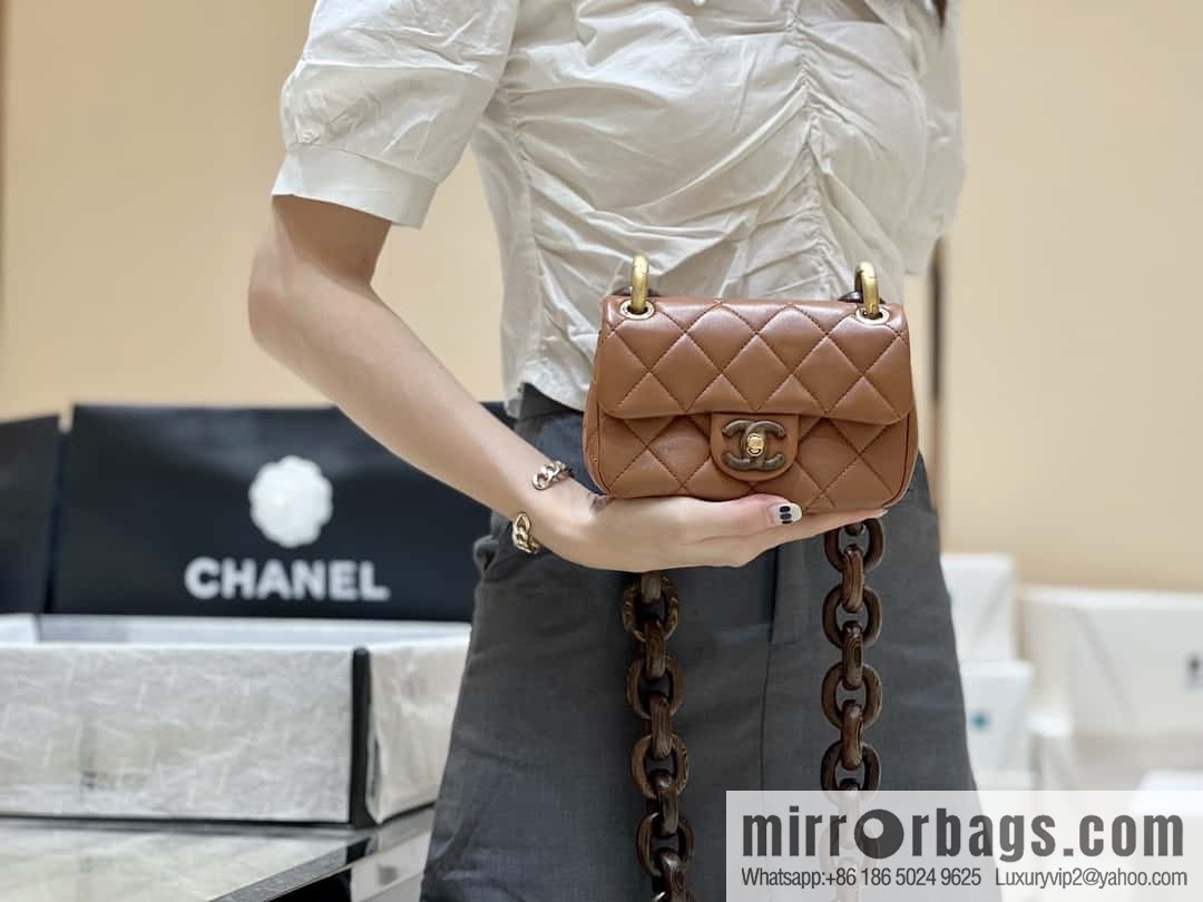 CHANEL 23A Premium Handicraft Series, Dakar mahogany cf mini bag AS4165