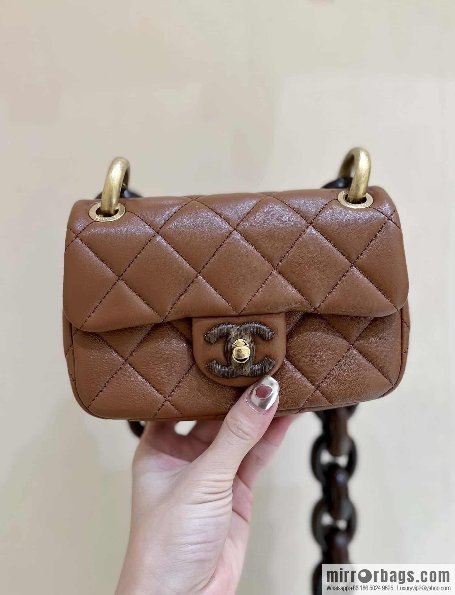CHANEL 23A Premium Handicraft Series, Dakar mahogany cf mini bag AS4165