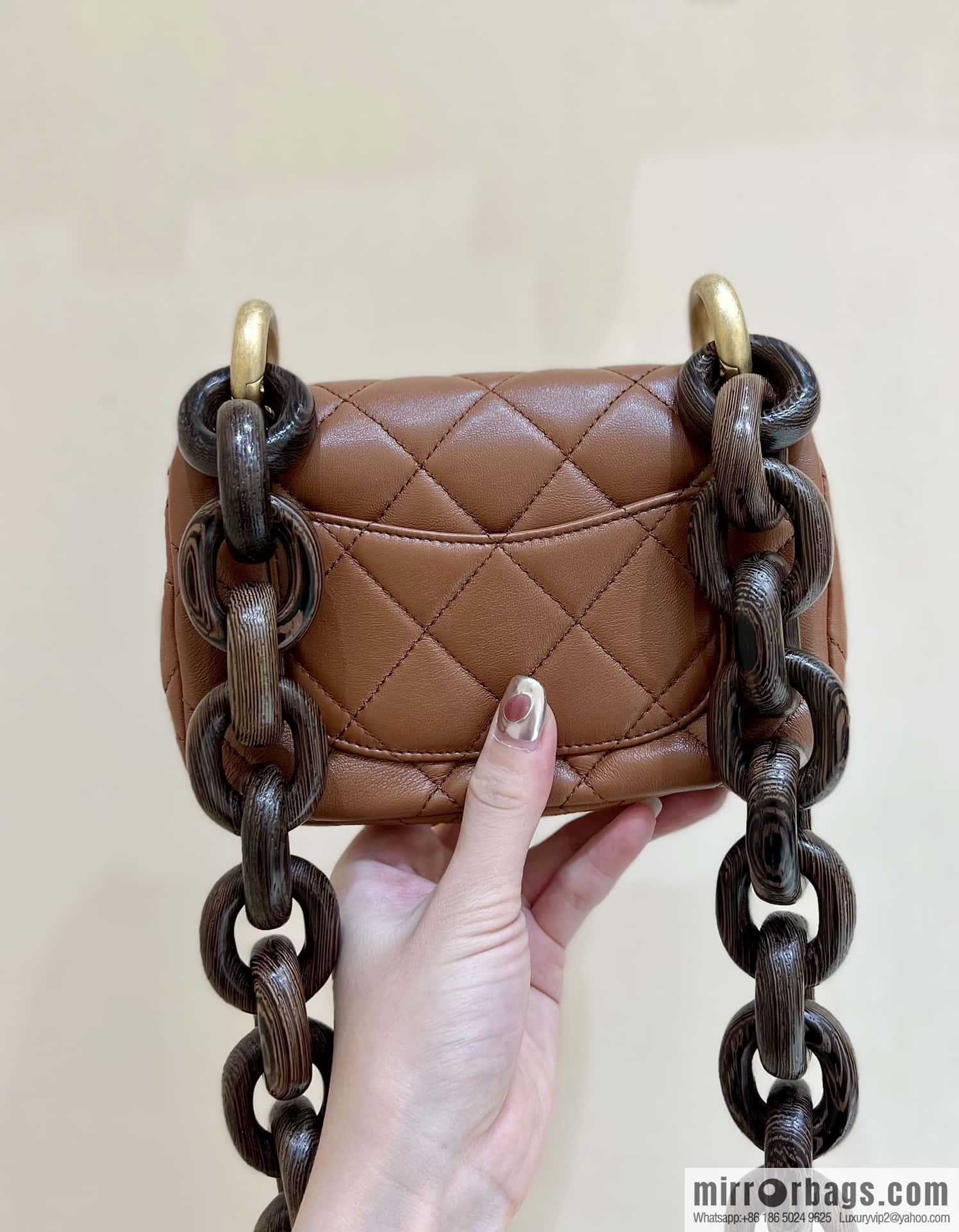 CHANEL 23A Premium Handicraft Series, Dakar mahogany cf mini bag AS4165
