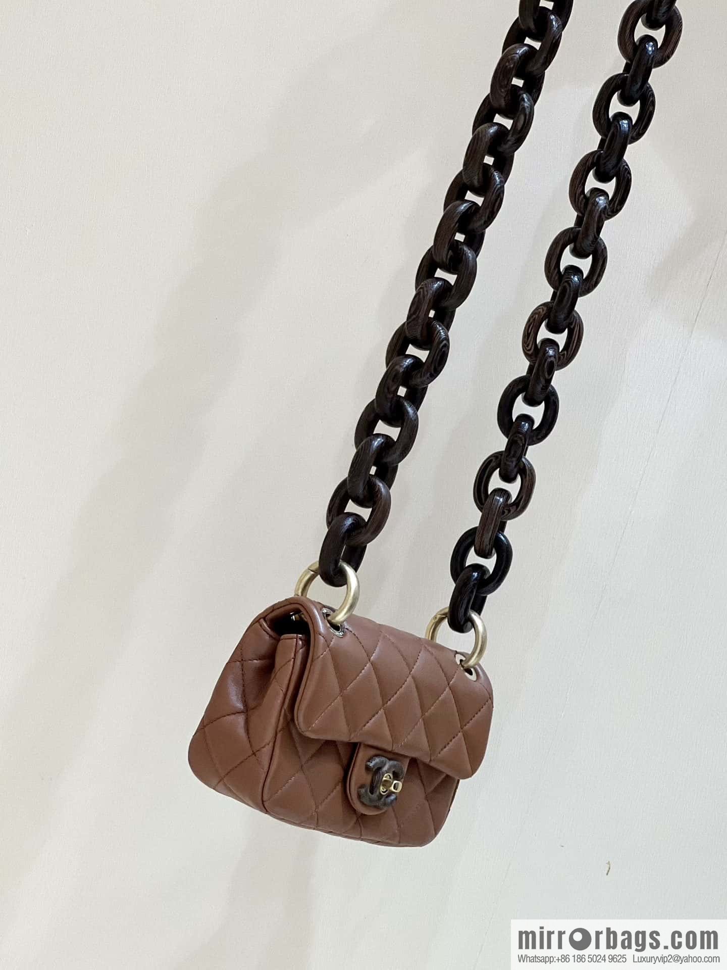CHANEL 23A Premium Handicraft Series, Dakar mahogany cf mini bag AS4165