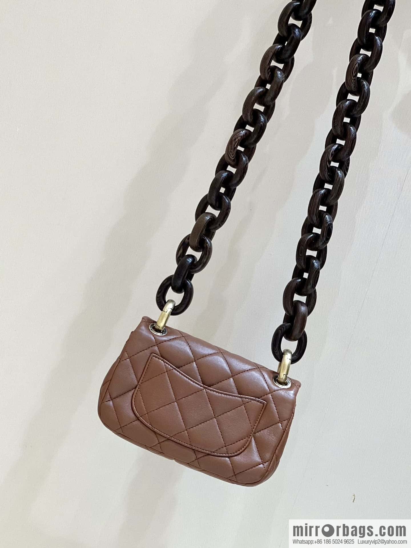 CHANEL 23A Premium Handicraft Series, Dakar mahogany cf mini bag AS4165