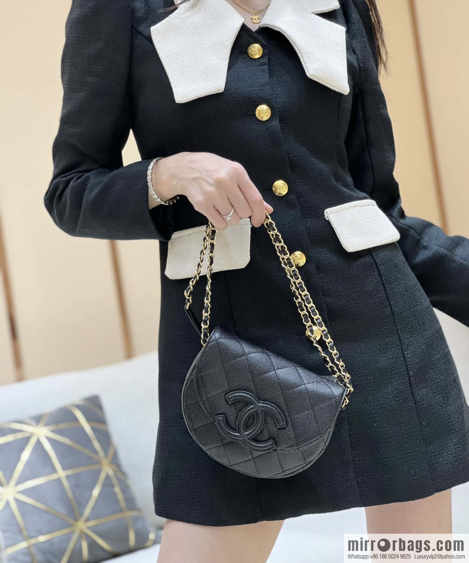 CHANEL 23P spring and summer trailer series, hidden big explosion saddle bag AS3867 black