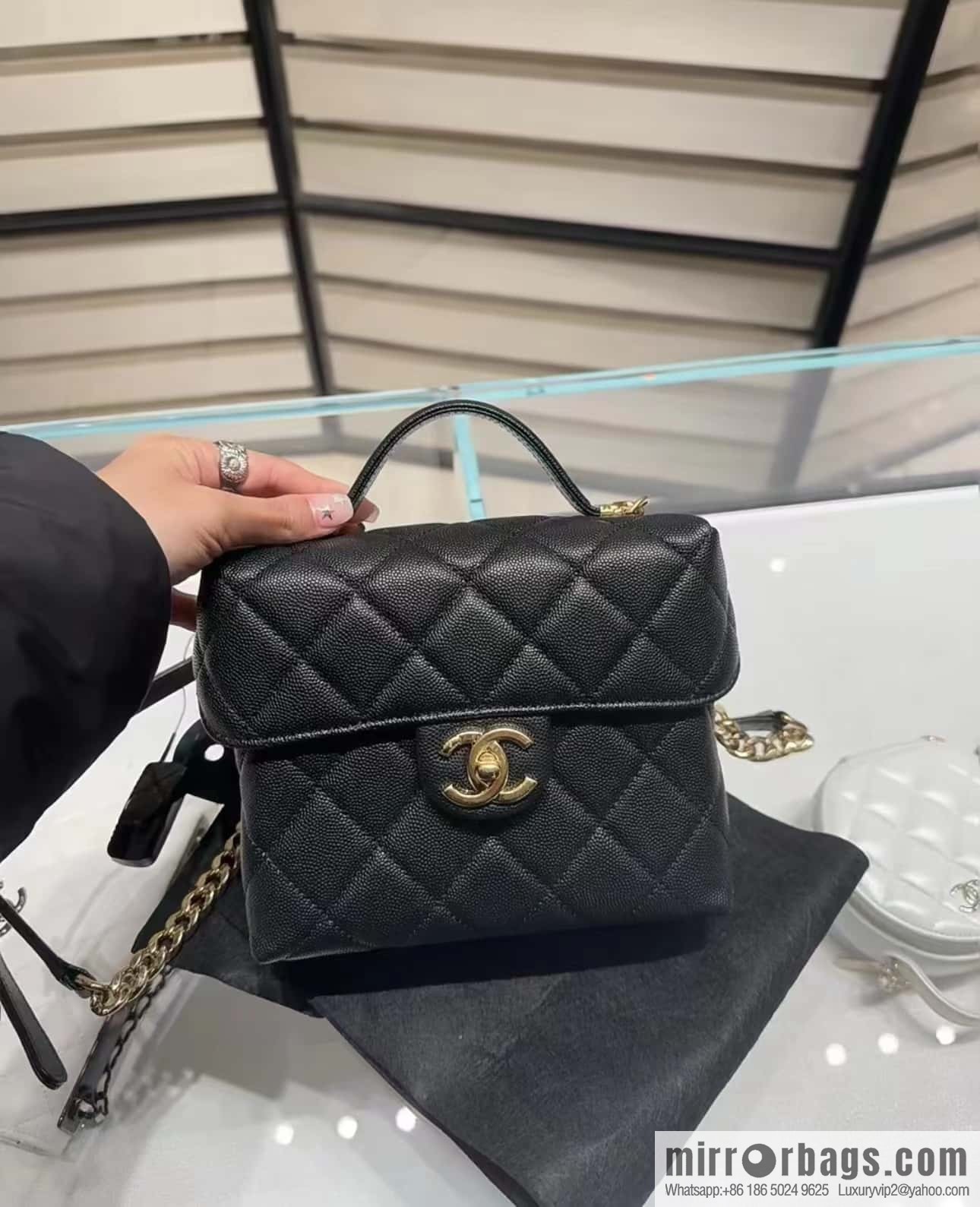 CHANEL 23C early spring vacation new vintage Vintage milk box AS3729