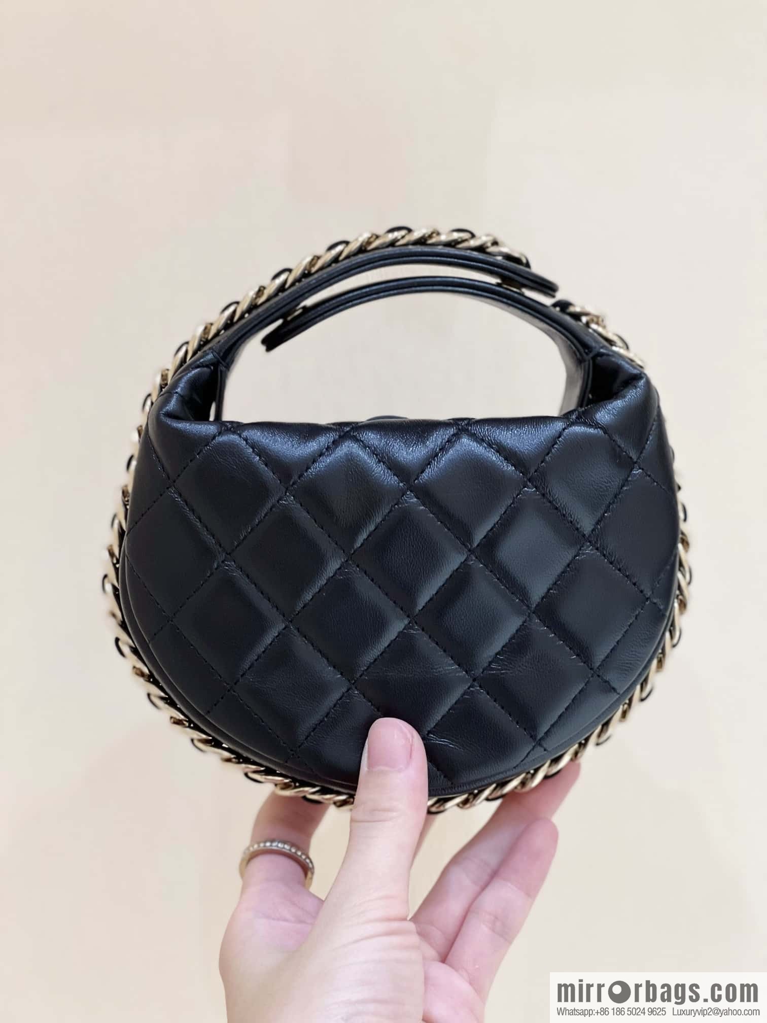 CHANEL 23C early spring vacation new pouch hula hoop AP3095 black