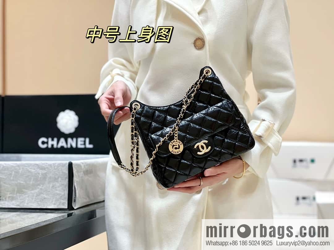 CHANEL 23C early spring vacation new No. 5 gold coin tag hobo hippie bag AS3690