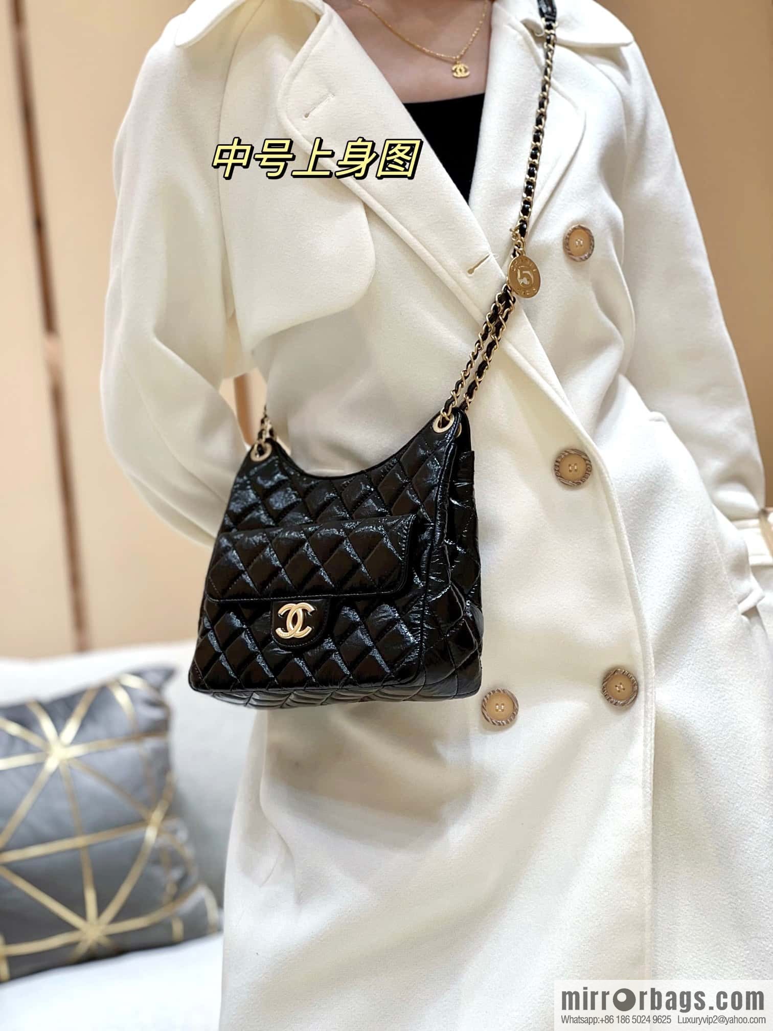 CHANEL 23C early spring vacation new No. 5 gold coin tag hobo hippie bag AS3690