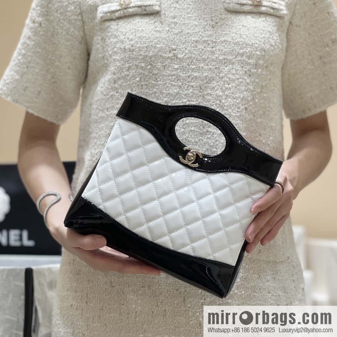 CHANEL 23A Superior Handicraft Series 31bag mini AS4133