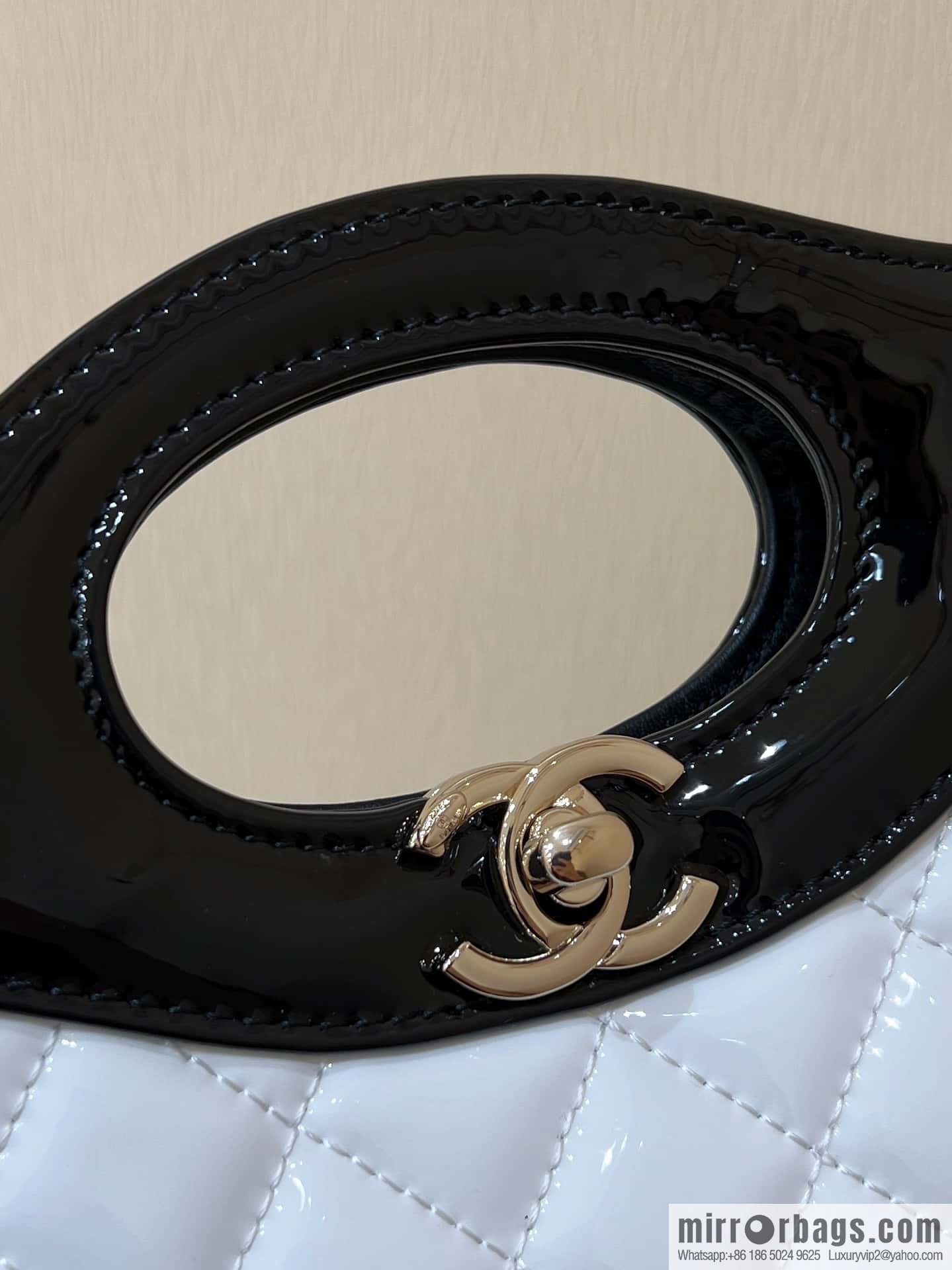 CHANEL 23A Superior Handicraft Series 31bag mini AS4133