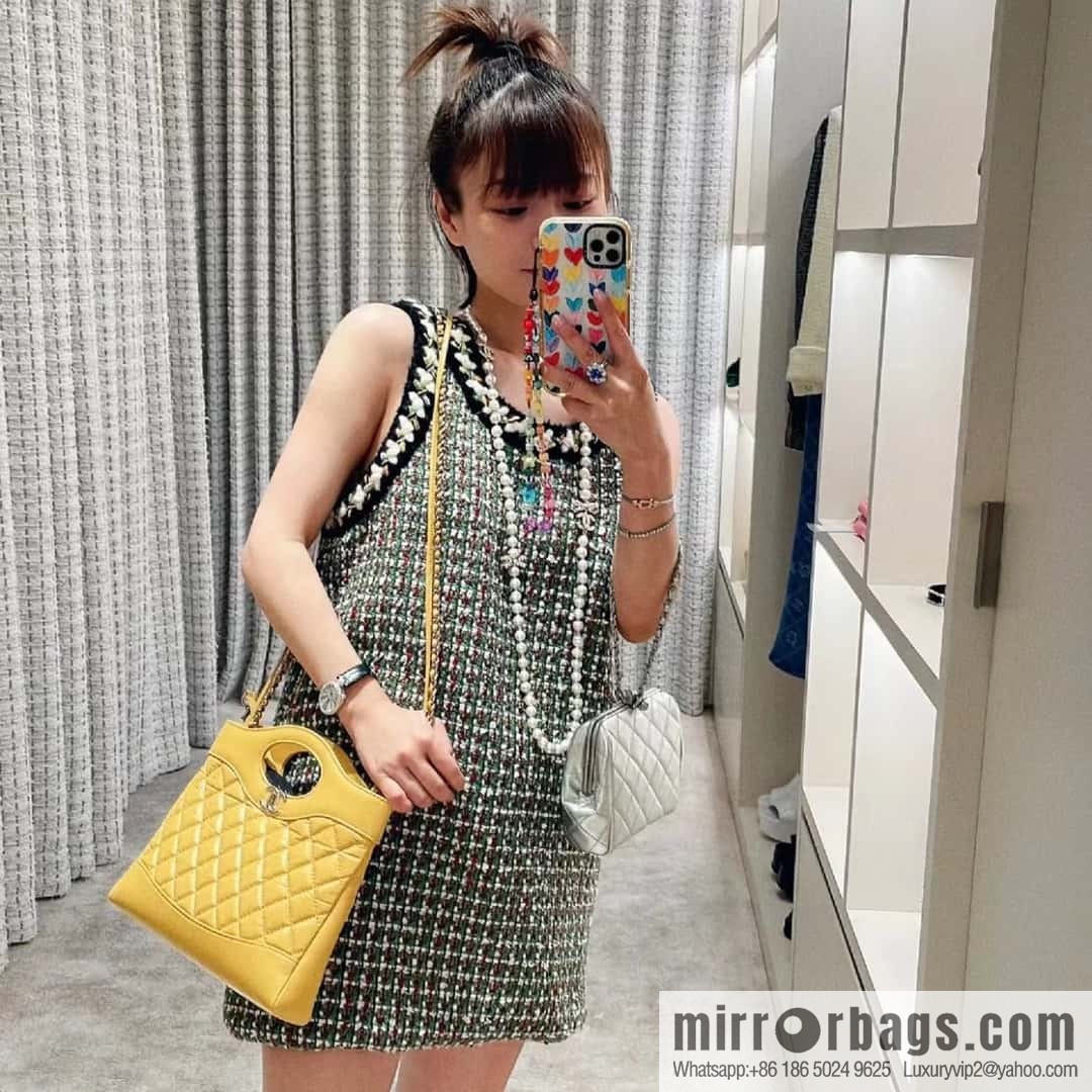 CHANEL 23A Advanced Handicraft Series 31bag mini AS4133 yellow