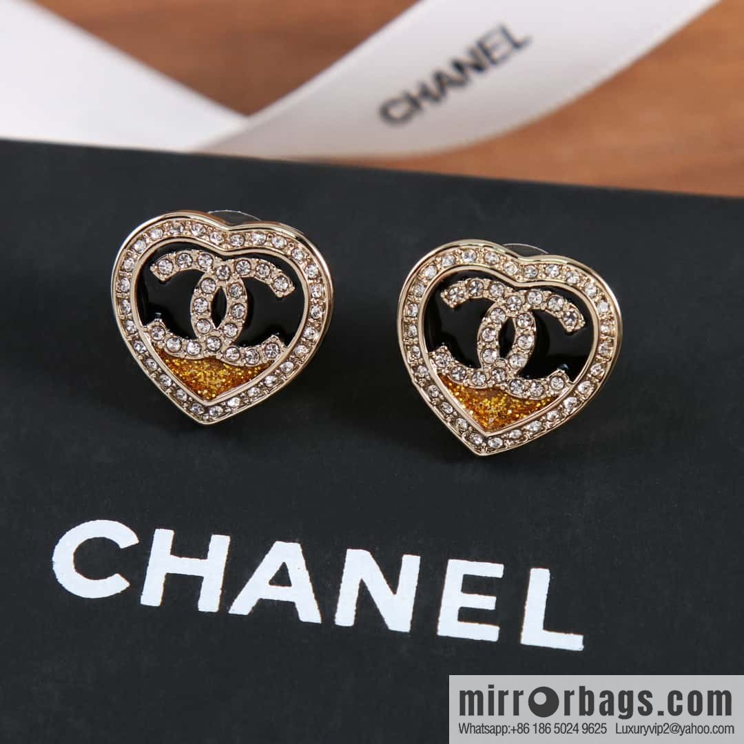 New ☑️ Chanel C1 double c peach heart love stud earrings