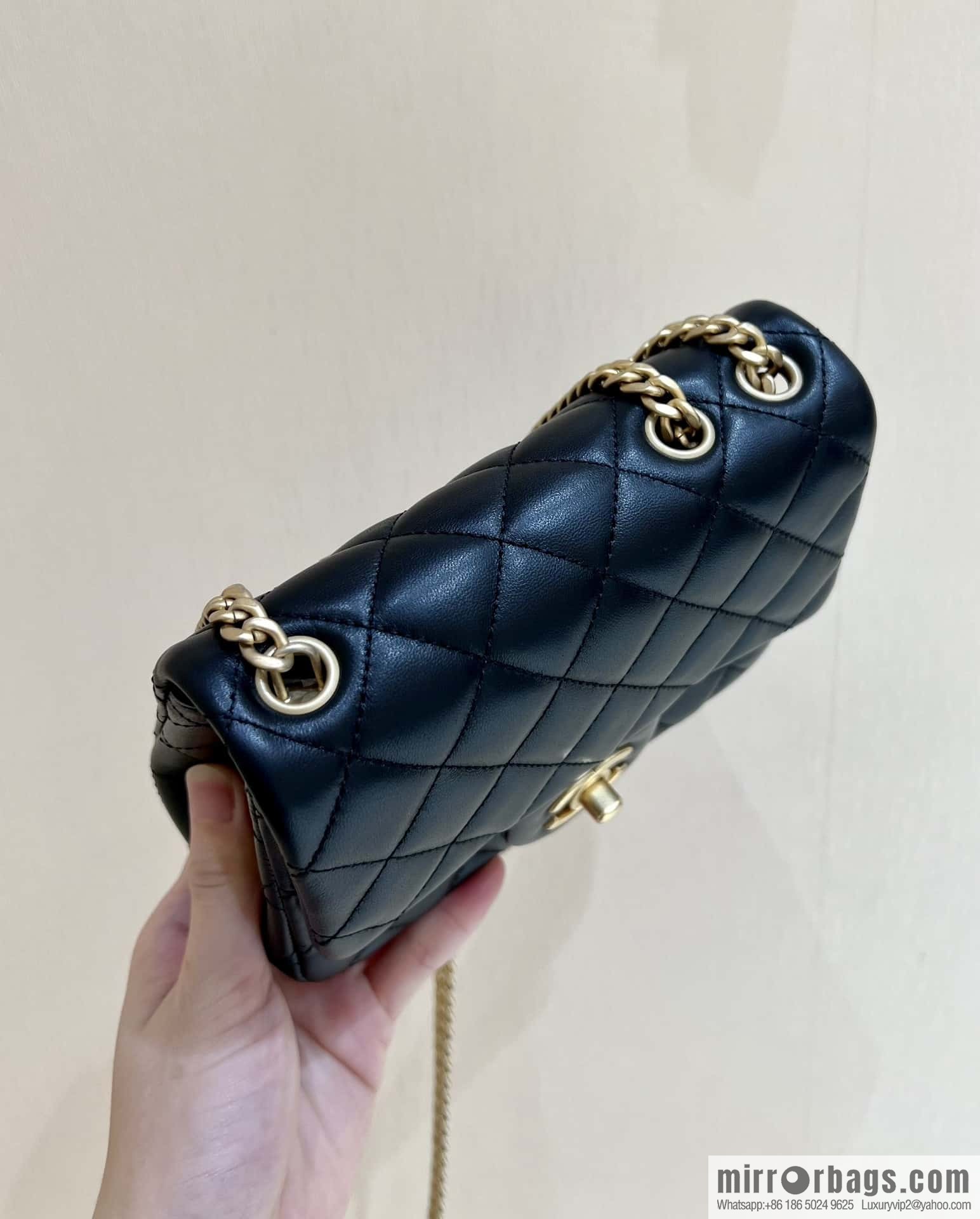 CHANEL 23S Popular Camellia Adjustment Buckle Fatty 17cm AS4040