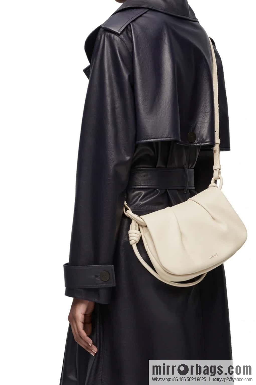 LOEWE latest series Paseo new member Paseo Satchel 0686 white