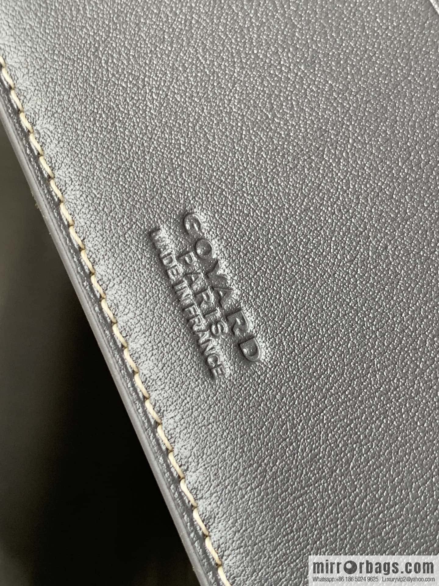 Goyard GOYARD · suit clip 7709