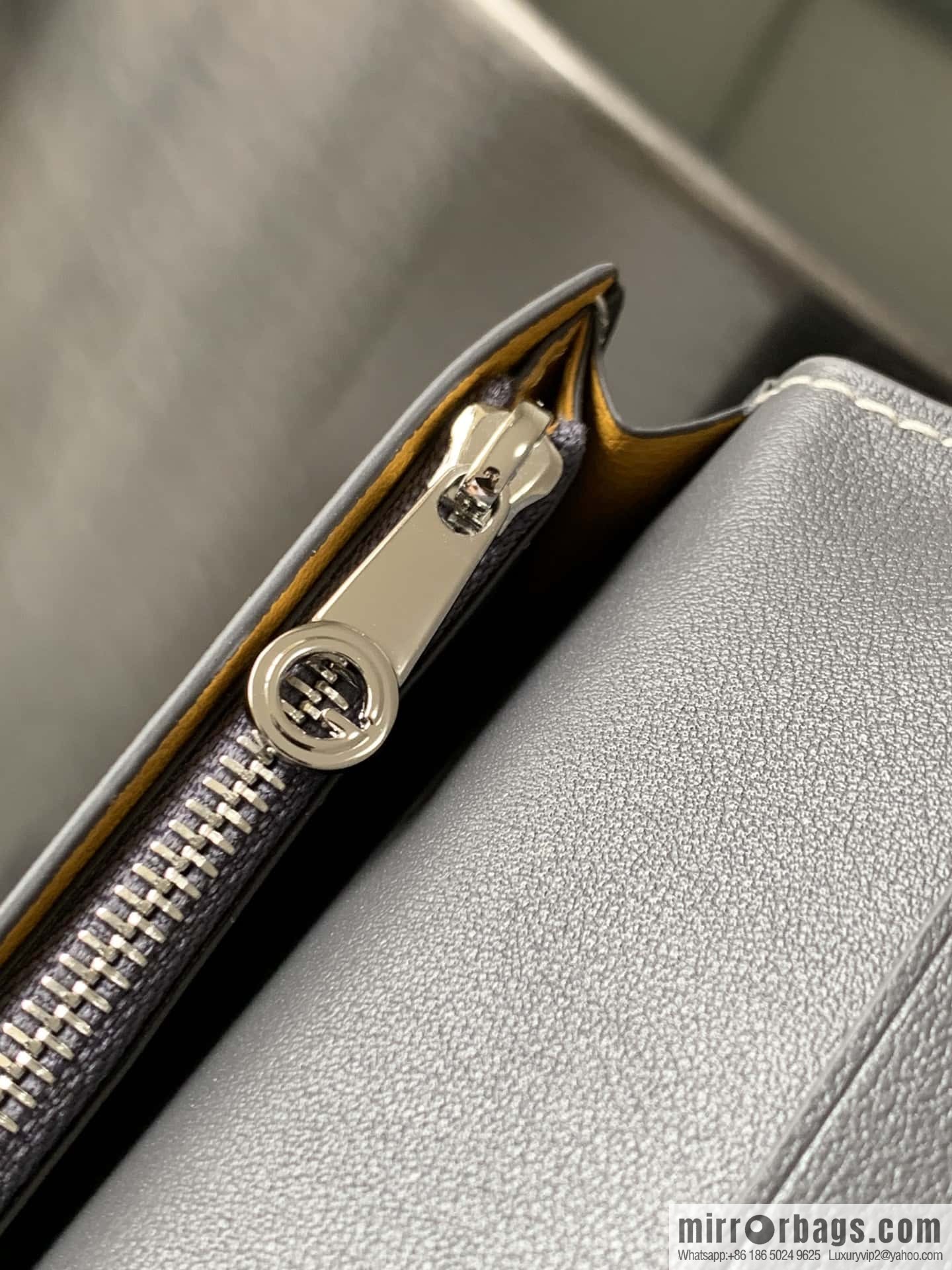 Goyard GOYARD · suit clip 7709